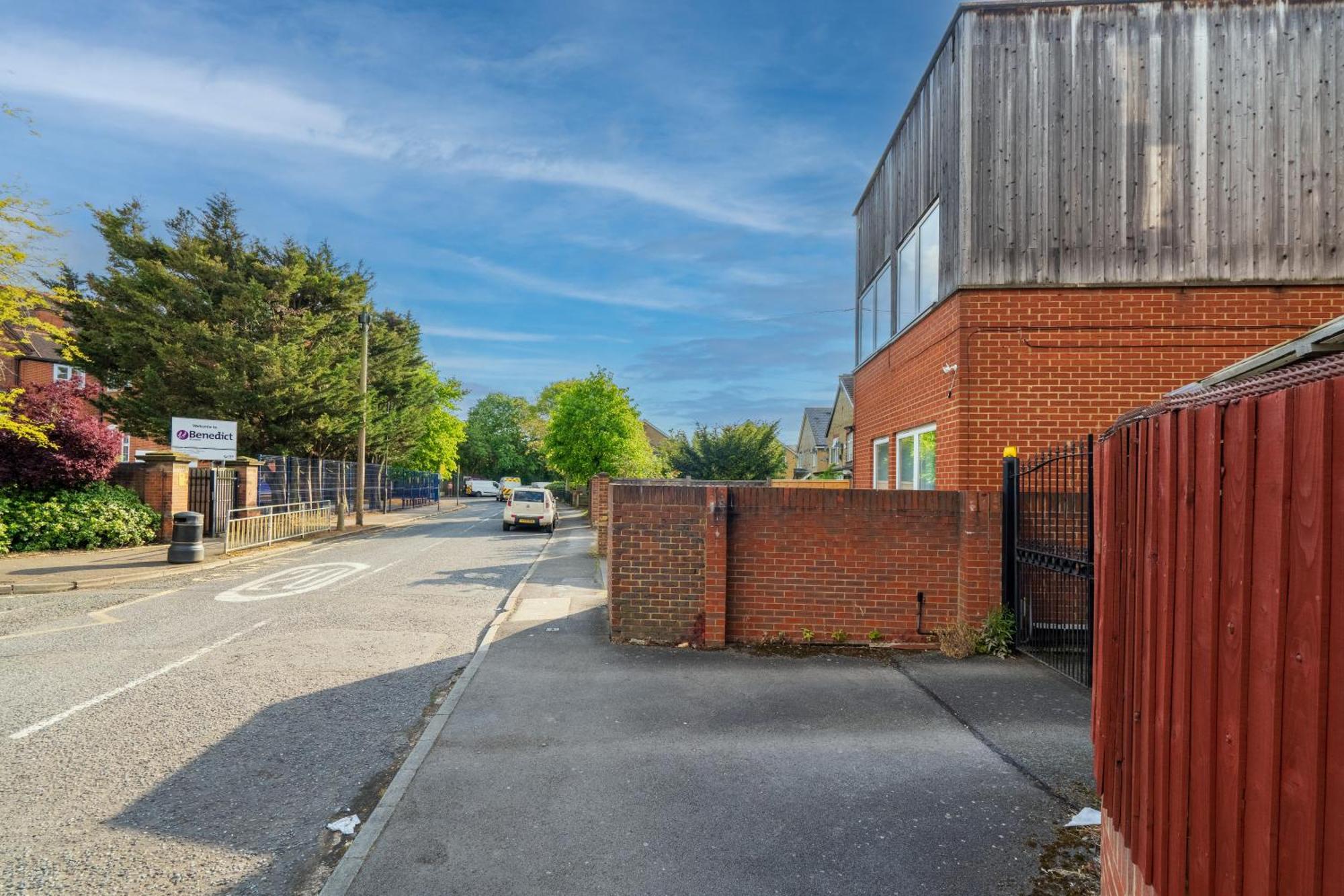 Modern 2 Bedroom Apartment In Mitcham, London المظهر الخارجي الصورة